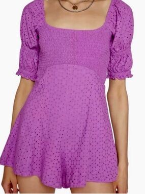 URBAN Outfitters x Kimchi Blue Ivy Eyelet Lace Romper sz LG